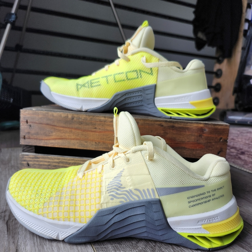 Women's "Nike Metcon 8" Bright Yellow and Gray Training Shoe Size 9 - Picture 9 of 9